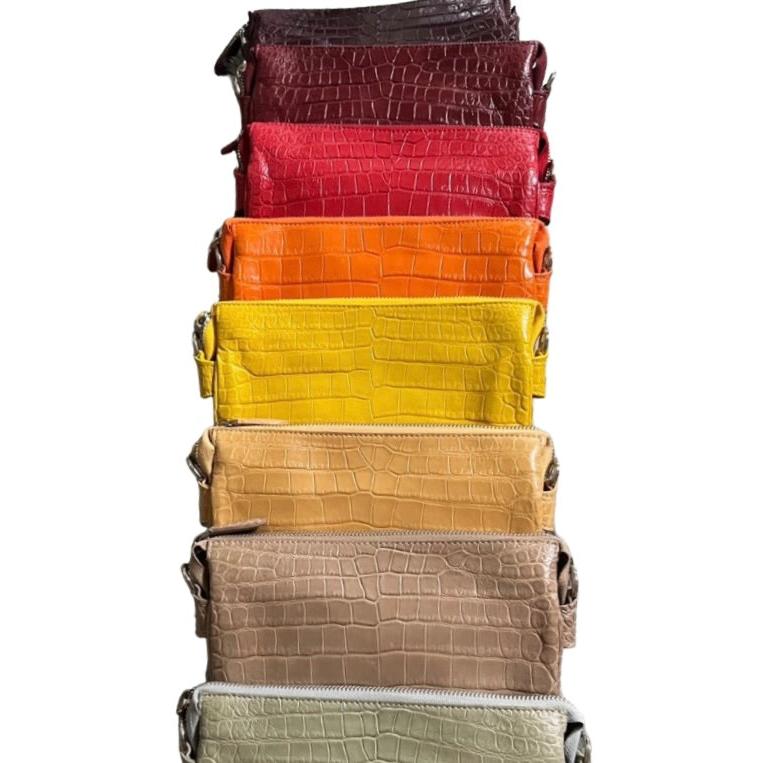 Messenger in Fuchsia Matte Crocodile Belly Skin